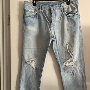 Levis 501 Button Fly Destroyed Jeans. Size 31/32